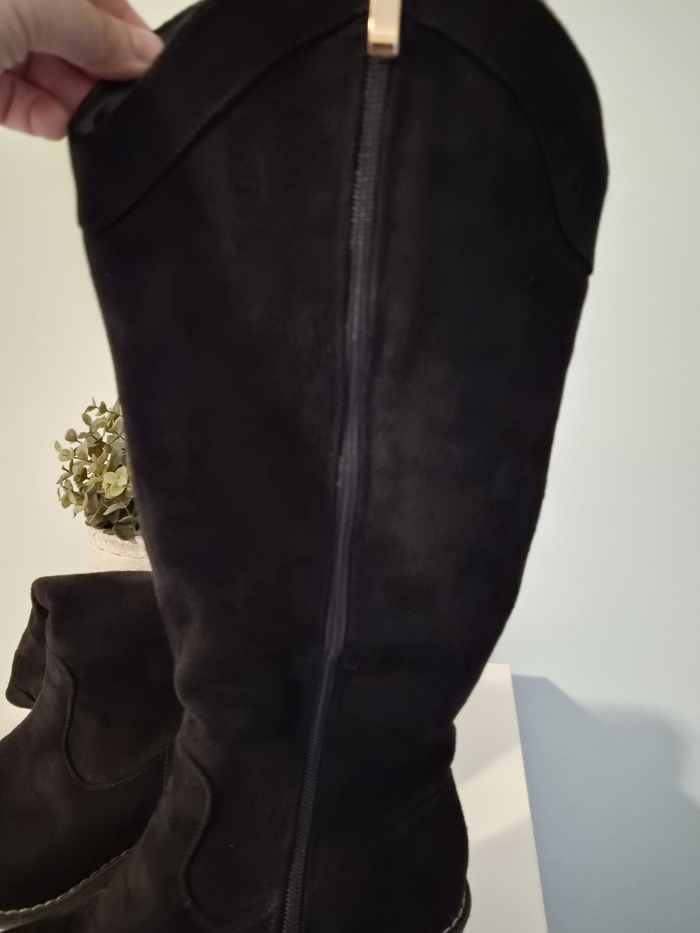 Knee-High Suede Boots - Picture 2 of 6